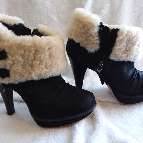 Ugg Black Plush Platform Boot order canceled last minute - Picture 3 of 8